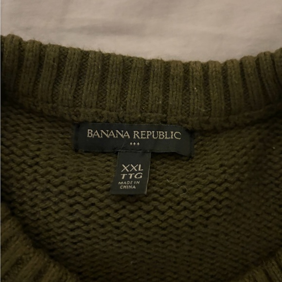Banana Republic Men's Green Geometric Crewneck Sweater - Picture 4 of 5